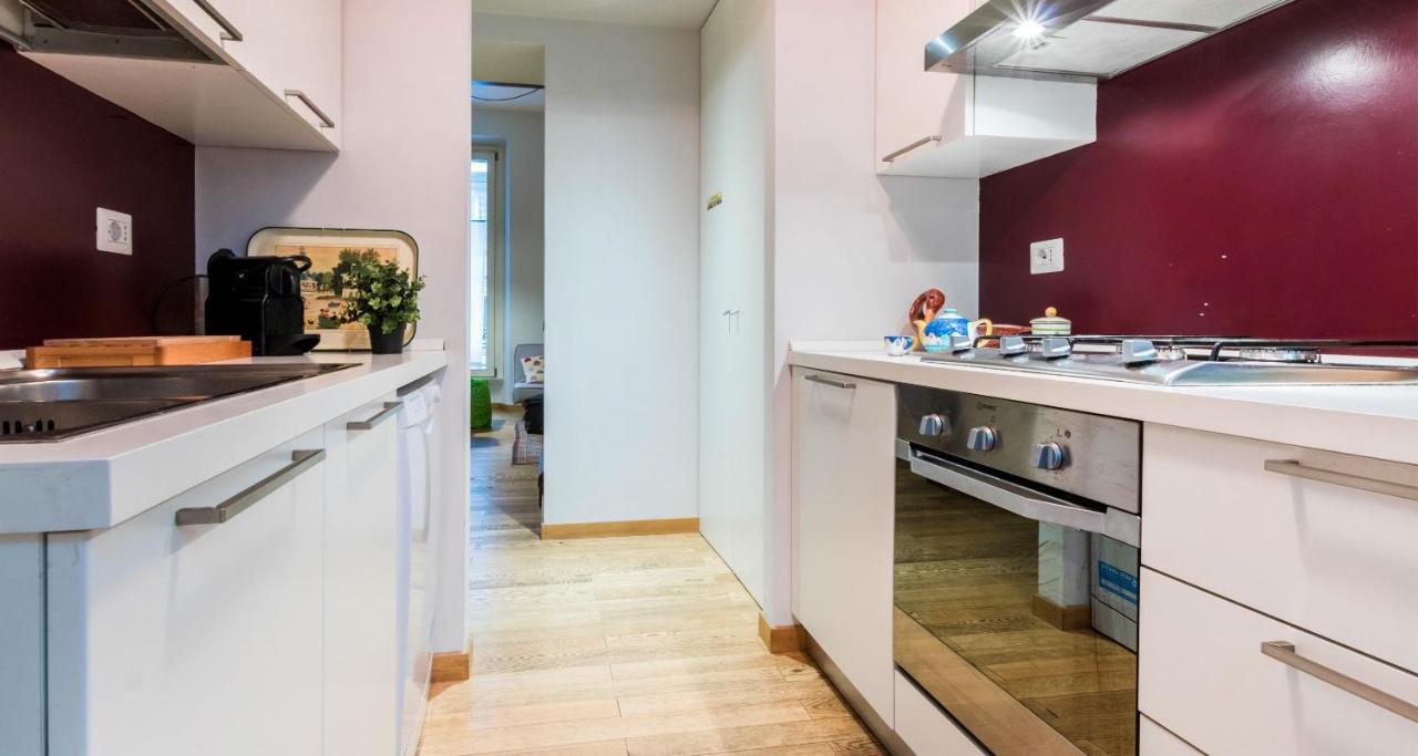 Joivy Apt For 6 With Big Terrace In Milan Centro Storico 외부 사진